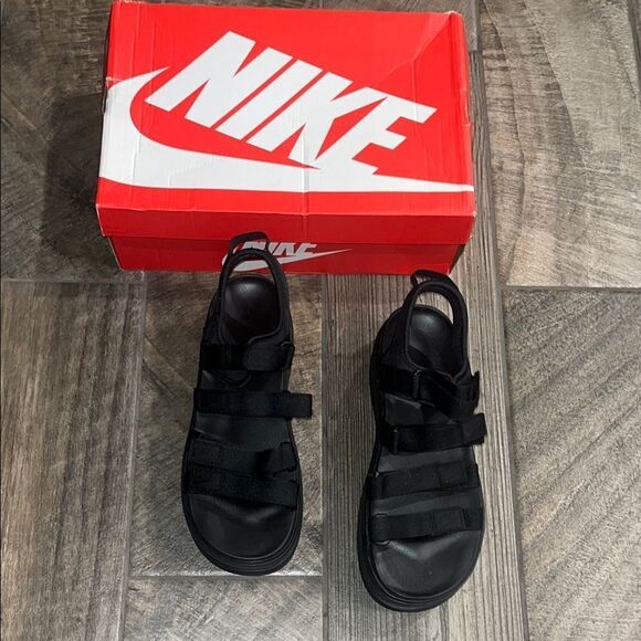 New Nike Black Platform Sandals Sporty Design - Picture 2 of 3